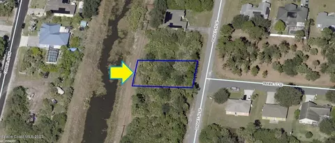 2870 Dagget Ave SE, Palm Bay, FL 32909