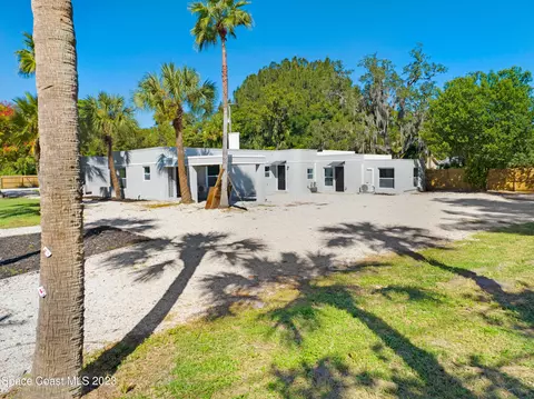 840 Adger Smith Ln, Melbourne, FL 32935 photo 1