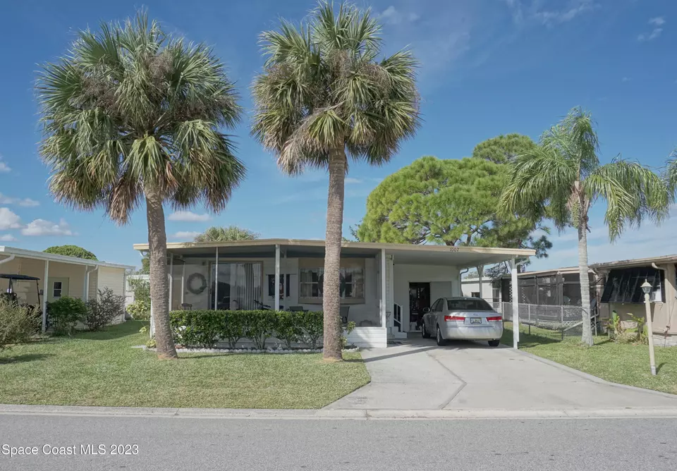 1007 Buttonwood St, Barefoot Bay, FL 32976 38 Photos Movoto