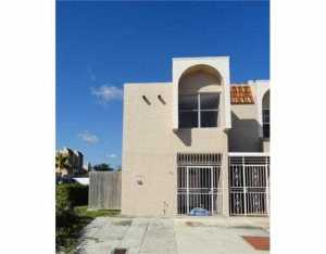 895 W 37 Ter #47, Hialeah, FL 33012 photo 1