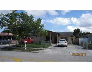 822 E 31 St, Hialeah, FL 33013 photo 1