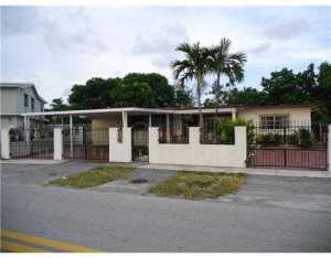1201 E 7 Ct, Hialeah, FL 33010 photo 1