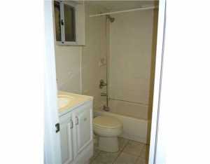 2760 W 76 St #103, Hialeah, FL 33016 photo 1