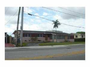 420 W 53 St, Hialeah, FL 33012 photo 1