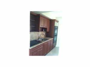 370 W 11 St, Hialeah, FL 33010 photo 1