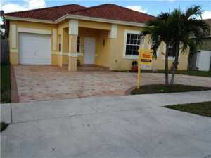 14944 NW 89 Pl, Hialeah, FL 33018 photo 1
