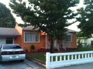 641 E 8 St, Hialeah, FL 33010 photo 1