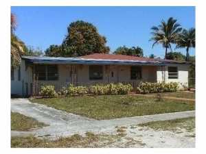 441 E 58 St, Hialeah, FL 33013 photo 1