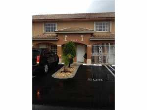 2485 W 76 St #209, Hialeah, FL 33016 photo 1