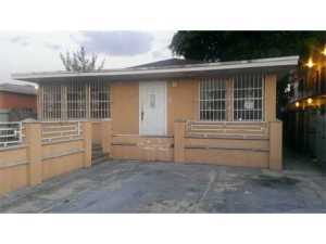 328 W 19 St, Hialeah, FL 33010 photo 1