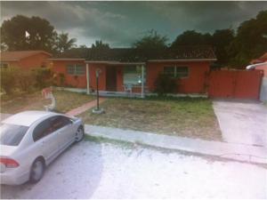 960 W 32 St, Hialeah, FL 33012 photo 1