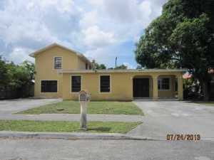 960 E 33 St, Hialeah, FL 33013 photo 1