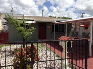 527 E 8 St, Hialeah, FL 33010 photo 1