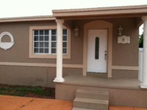 20 E 51 Pl, Hialeah, FL 33013 photo 1