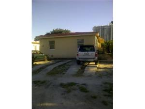 252 W 37 St, Hialeah, FL 33012 photo 1