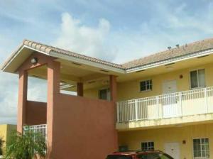 2953 W 80 St #202, Hialeah, FL 33018 photo 1