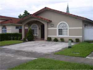 3181 W 78 Pl, Hialeah, FL 33018 photo 1