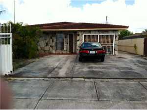11 E 61 St, Hialeah, FL 33013 photo 1