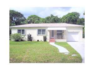 11124 NE 8 Ct, Miami, FL 33161 photo 1