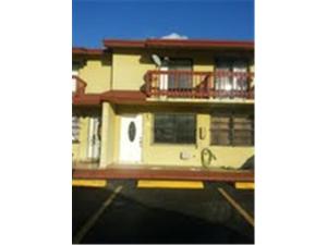 2201 W 52 St #107, Hialeah, FL 33016 photo 1