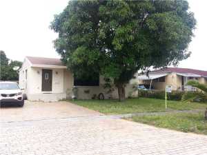 79 E 58 St, Hialeah, FL 33013 photo 1