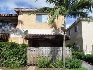 270 E 4 St #8, Hialeah, FL 33010 photo 1