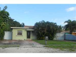 341 E 57 St, Hialeah, FL 33013 photo 1