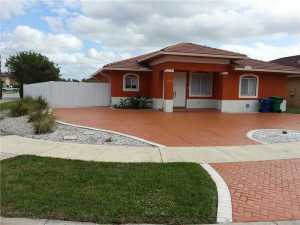 19875 NW 78, Hialeah, FL 33015 photo 1