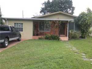 10945 E Golf Dr, Miami, FL 33167 photo 1