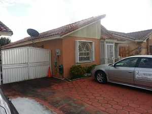 2634 W 74 Te, Hialeah, FL 33016 photo 1