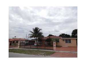 4970 E 8 Ln, Hialeah, FL 33013 photo 1