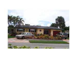 6830 Kimberly Bl, Pompano Beach, FL 33068 photo 1