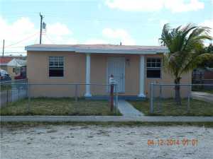 362 E 38 St, Hialeah, FL 33013 photo 1