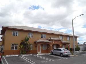 2461 W 76 St #202, Hialeah, FL 33016 photo 1