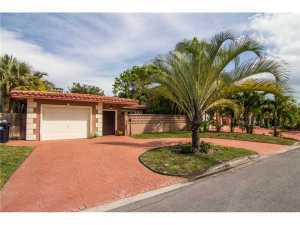 8919 Abbott Ave, Miami Beach, FL 33154 photo 1