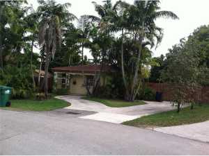 1925 SW 67 Ct, Miami, FL 33155 photo 1