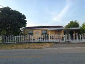 190 E 51 Pl, Hialeah, FL 33013 photo 1