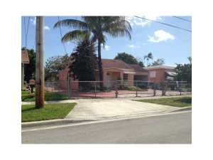 644 SE 4 St, Hialeah, FL 33010 photo 1