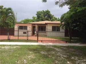 6853 SW 39 St, Miami, FL 33155 photo 1