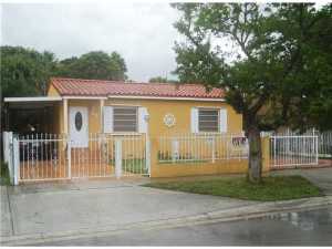 83 E 16 St, Hialeah, FL 33010 photo 1