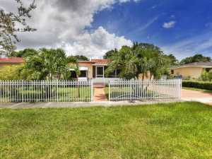 1365 NW 129 St, Miami, FL 33167 photo 1
