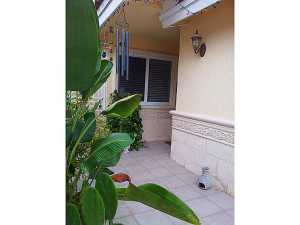2869 W 75 St, Hialeah, FL 33018 photo 1