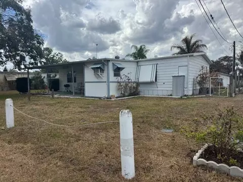 1065 Echo Ave, Moore Haven, FL 33471 photo 12