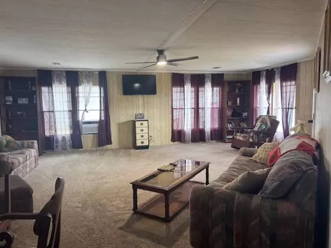 1065 Echo Ave, Moore Haven, FL 33471 photo 2