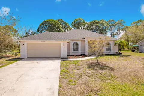 2342 SE Grand Dr, Port Saint Lucie, FL 34952