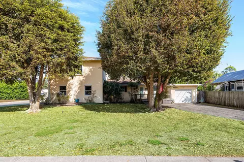 4558 Bonanza Rd, Lake Worth, FL 33467