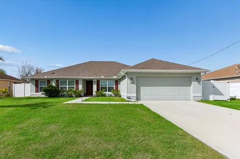 1862 SW Monterrey Ln, Port Saint Lucie, FL 34953