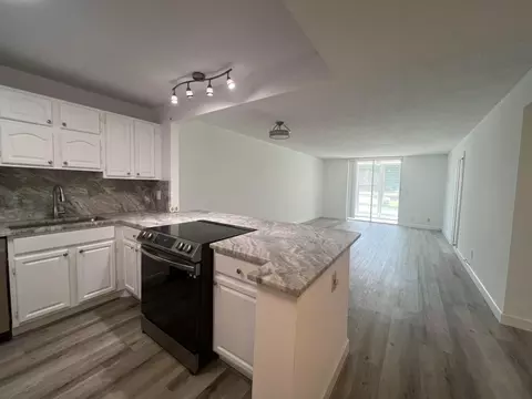 6161 NW 2nd Ave #114, Boca Raton, FL 33487