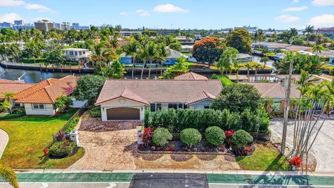 2760 NE 55th St, Fort Lauderdale, FL 33308