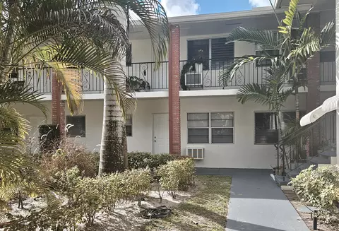 3700 Harrison St #8A, Hollywood, FL 33021